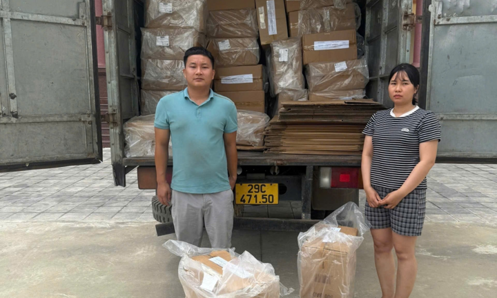 Khởi tố nam giám đốc cầm đầu đường dây buôn bán thuốc lá giả ở Nam Định