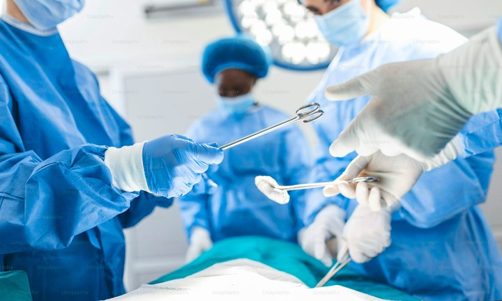 Định mệnh nghiệt ngã từ sai sót y khoa Đông-Tây: Đi nhổ răng khôn, nam sinh tử vong vì lỗi sai của nha sĩ