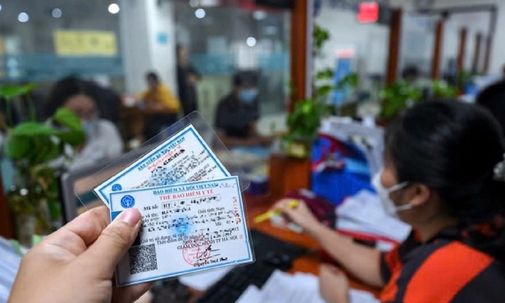 Từ 1/6, ngừng cấp thẻ BHYT giấy, người dân cần lưu ý gì để đảm bảo quyền lợi?
