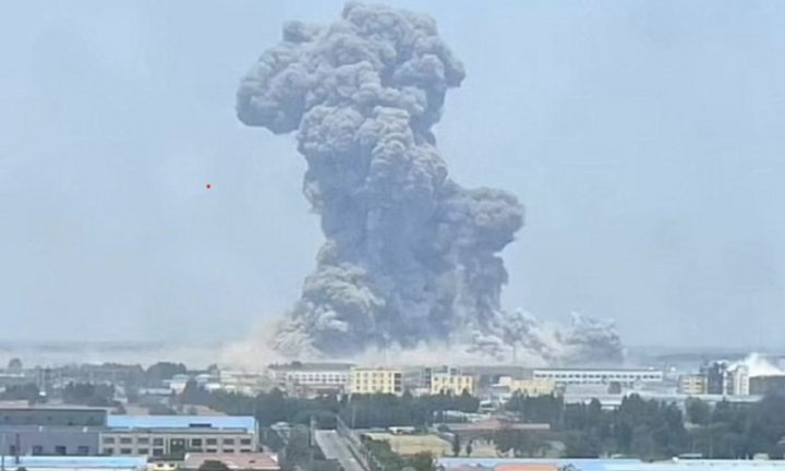 Nổ lớn làm rung chuyển nhà máy hóa chất ở Trung Quốc, 5 người thiệt mạng, nhiều người bị thương