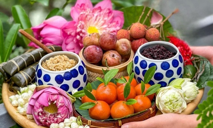 Mâm cỗ cúng Tết Đoan Ngọ gồm những gì?