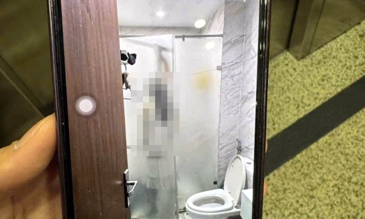 Tá hỏa phát hiện cô gái tử vong trong phòng tắm của chung cư cao cấp ở Hà Nội