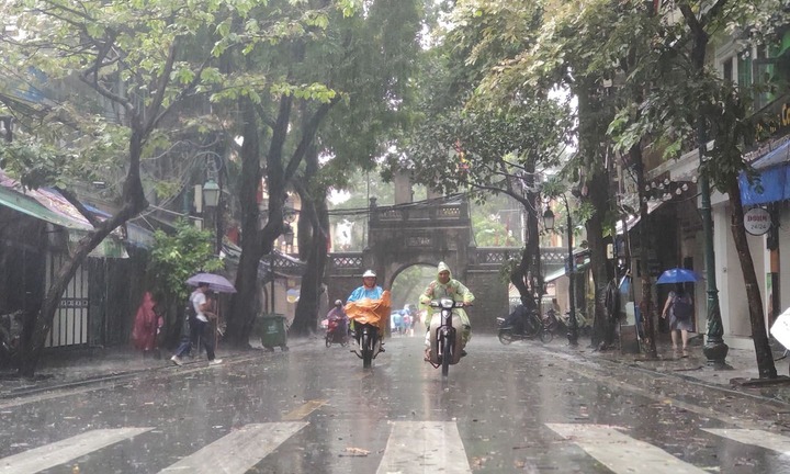 Tin tức dự báo thời tiết hôm nay (30/5): Miền Bắc mưa cục bộ