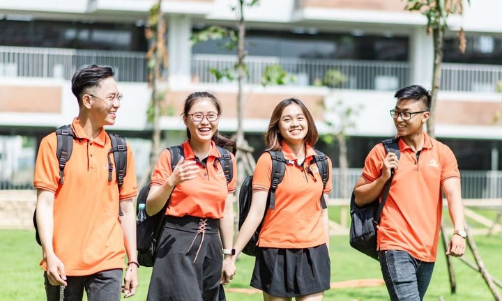 Tuyển sinh 2025: Hơn 50 trường đại học công bố mức quy đổi điểm IELTS