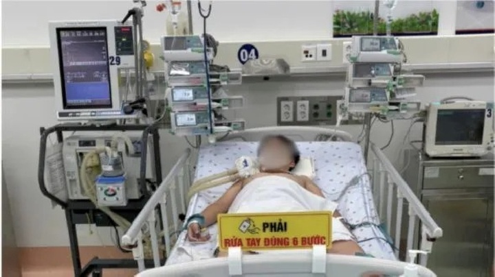 Bất ngờ nguyên nhân bé trai 13 tuổi hôn mê khi ngồi trong xe ô tô