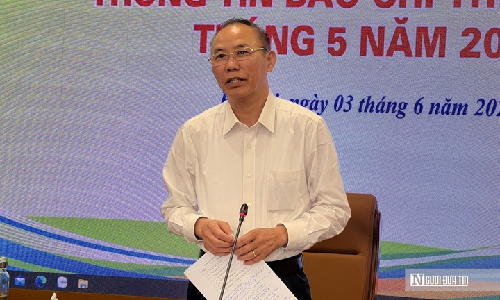 Truy trách nhiệm, làm rõ ai là người đóng dấu kiểm dịch cho lợn bệnh tại C.P. Việt Nam