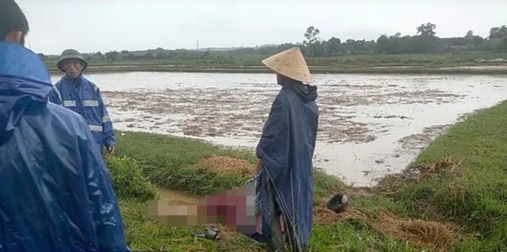 Hà Tĩnh: Đang gieo mạ trên cánh đồng, người đàn ông bị sét đánh tử vong