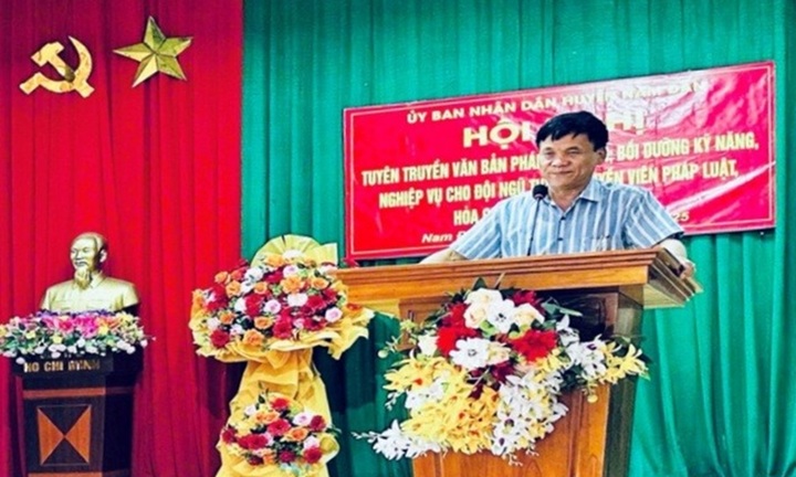 Hội Luật gia tỉnh Nghệ An phổ biến Luật Đất đai năm 2024 cho người dân