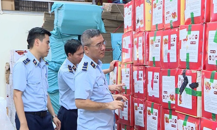Phú Thọ: Phát hiện gần 2 tấn táo đỏ, kỷ tử, hoa hồng không rõ nguồn gốc xuất xứ