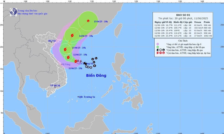 Diễn biến mới nhất bão số 1: Gió giật cấp 10, khu vực Trung Trung bộ mưa to đến rất to