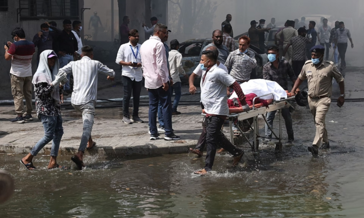 Thảm kịch rơi máy bay chở 242 người ở Ấn Độ: 