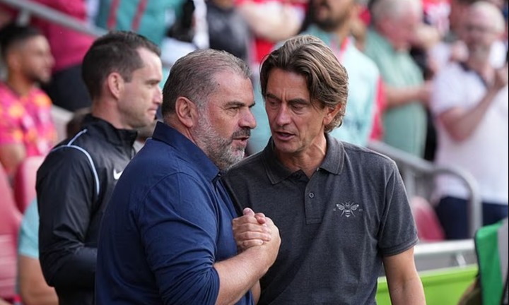 Chân dung tân HLV thay thế HLV Postecoglou tại Tottenham