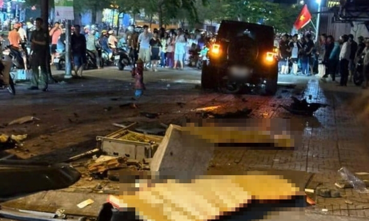 Vụ ô tô tông loạt xe máy ở TP.HCM, 2 người tử vong: Nhân chứng nói gì?