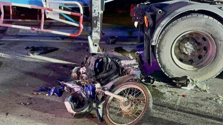 Chồng bật khóc vì không liên lạc được với vợ, đi tìm thì phát hiện sự việc “đau thấu tâm can”