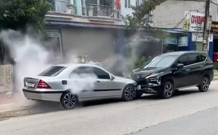 Chở theo con gái, tài xế Mercedes vẫn dừng lại sử dụng ma túy rồi tông vào loạt ô tô khác ở Thái Nguyên