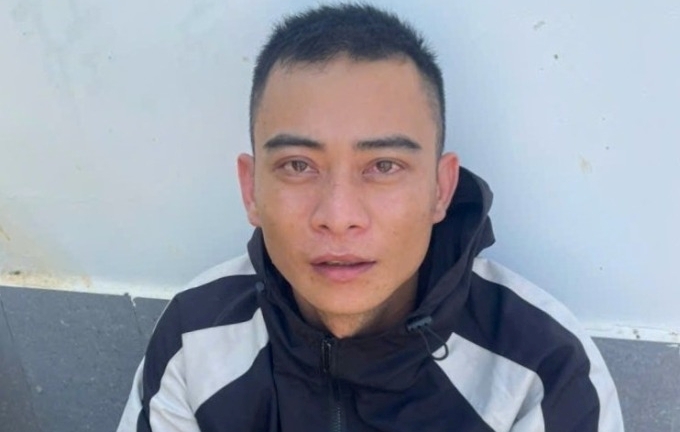 10 phút căng thẳng khống chế kẻ xé áo định hãm hại nữ tài xế taxi ở Ninh Thuận