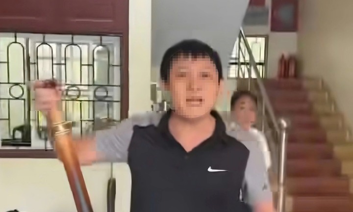 Thông tin mới nhất vụ cán bộ xưng 