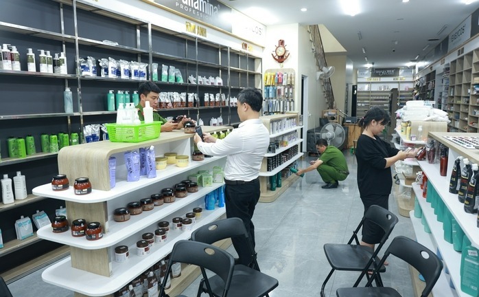 Phát hiện 2,5 tấn mỹ phẩm không rõ nguồn gốc ở Quảng Trị 