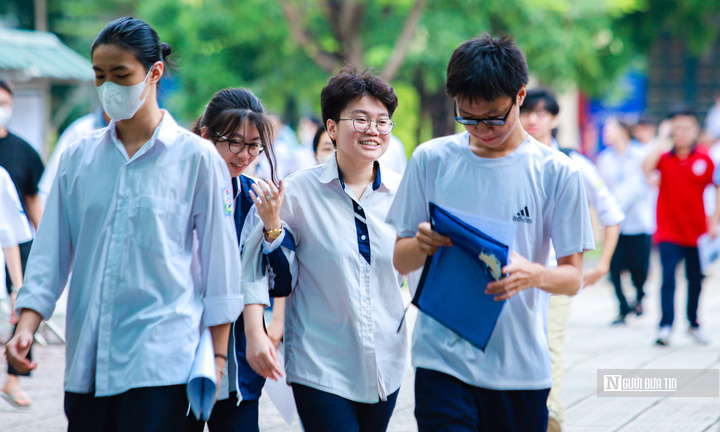 Đề thi, đáp án gợi ý môn Giáo dục Kinh tế & Pháp luật tốt nghiệp THPT 2025 mã đề 1034