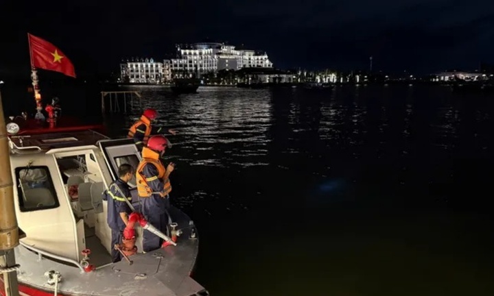 Vụ bé trai mất tích khi tắm biển ở Bãi Cháy: Đã tìm thấy thi thể