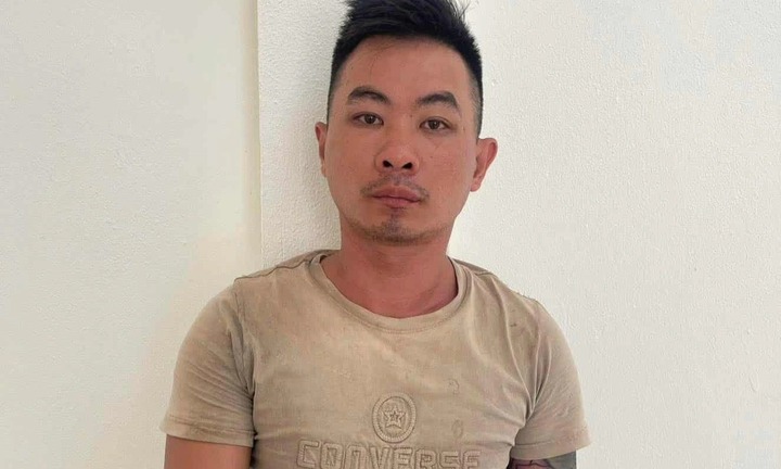 Bắt đối tượng kề dao vào cổ phụ nữ cướp tài sản lúc rạng sáng