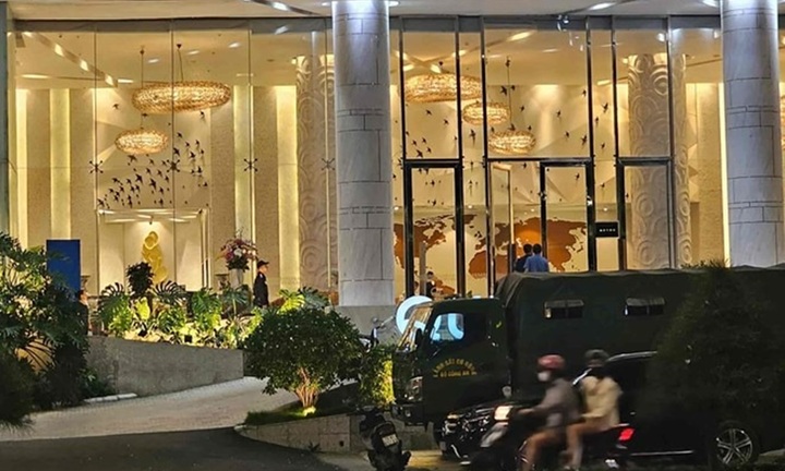 Bộ Công an khám xét khách sạn nổi tiếng về 