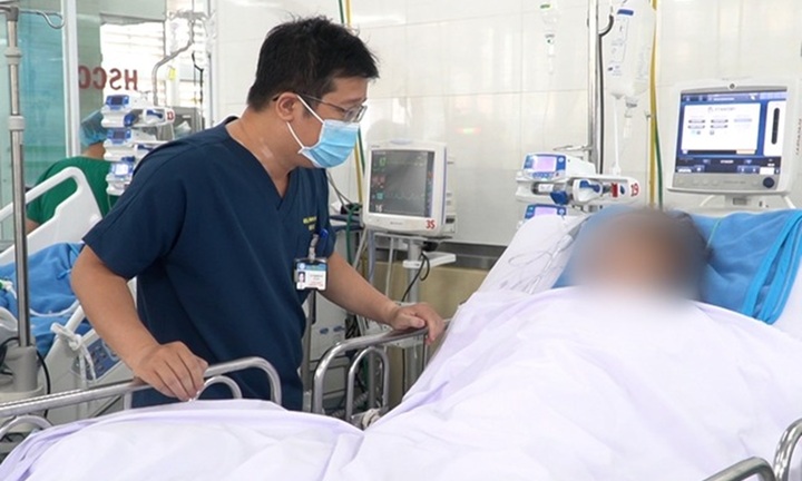 Bi hài hậu vận thẩm mỹ: Người phụ nữ 50 tuổi bị hôn mê, mất 6 lít máu sau khi hút mỡ bụng