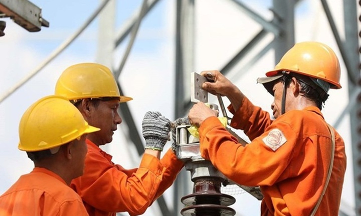 Nguyên nhân khiến tiền điện tháng 6 tăng đột biến