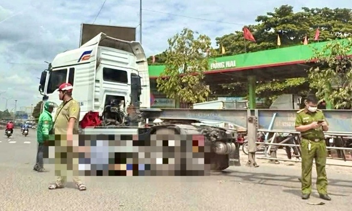 Tin tức tai nạn giao thông mới nhất ngày 10/7: Xe đầu kéo va chạm xe máy, 1 người tử vong