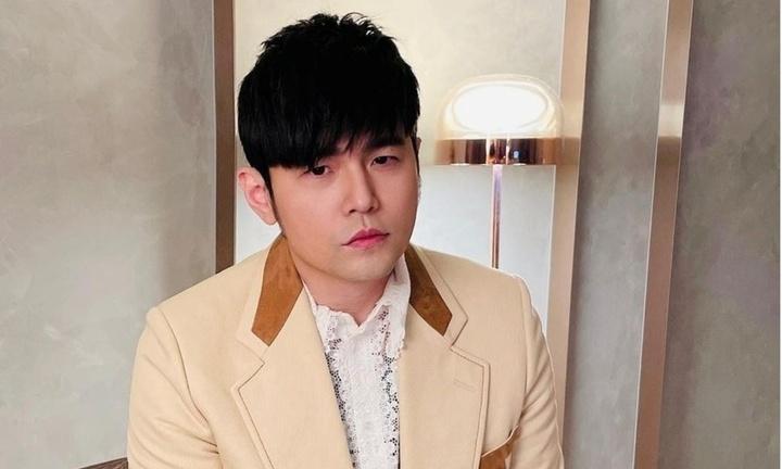 Thực hư thông tin nam ca sĩ 