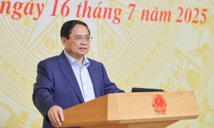 Thủ tướng: Tăng trưởng 8,3-8,5% năm 2025 không là 