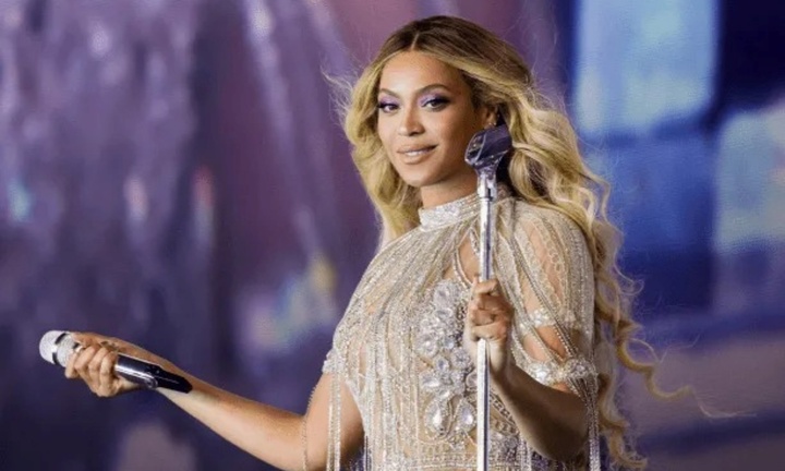 Nữ ca sĩ “ai cũng biết mặt” bị đánh cắp nhạc chưa phát hành, kế hoạch quay phim