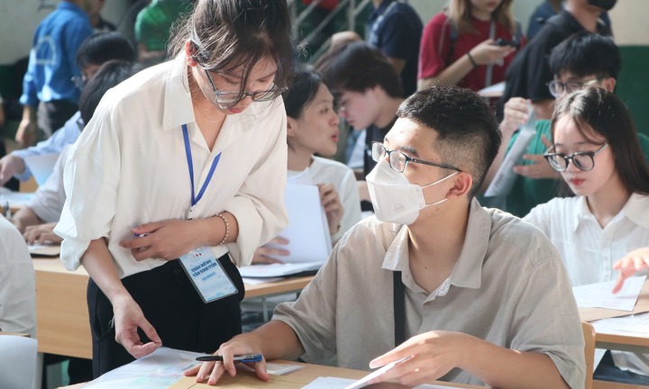 Chọn đăng ký nguyện vọng xét tuyển đại học 2025 : Cần 