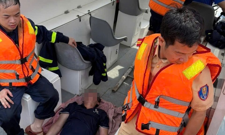 Danh tính nam thanh niên rơi từ cầu Nhật Tân xuống sông Hồng