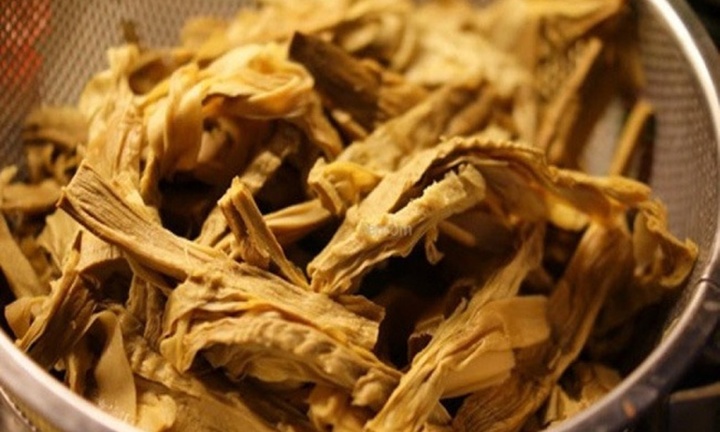 Cách giảm bớt độc tố trong măng khô