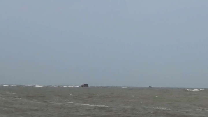 Kịp thời cứu thành công 7 ngư dân gặp nạn trên biển Quảng Trị