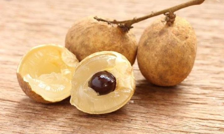 Thương tâm: Bé gái 2 tuổi tử vong do hóc hạt nhãn