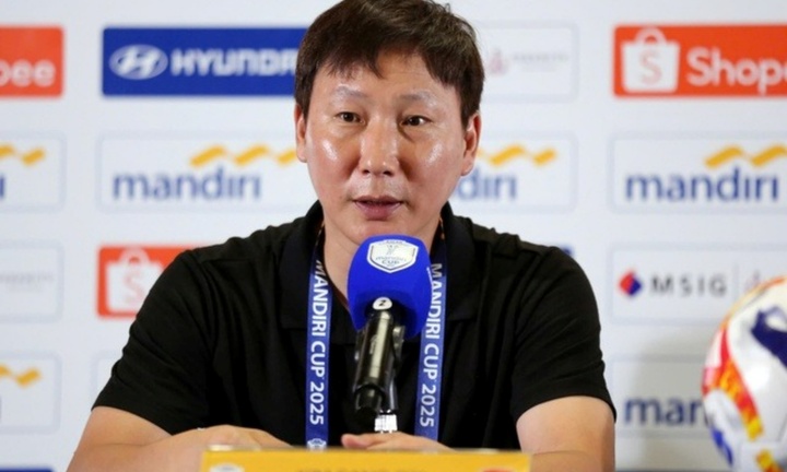 HLV Kim Sang-sik nói thẳng điểm yếu của U23 Việt Nam