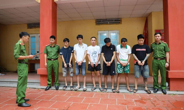 Phát hiện nhóm thanh niên sử dụng ma túy tại khu nhà trọ ở Hưng Yên