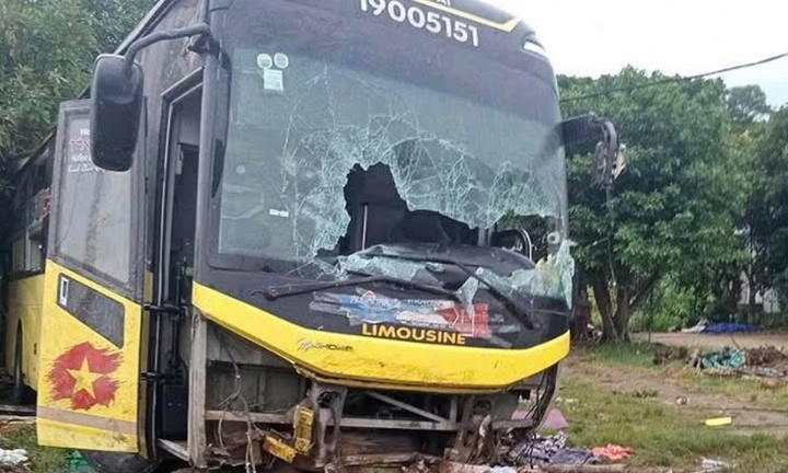 Thông tin mới nhất vụ lật xe khách khiến 25 người thương vong tại Hà Tĩnh