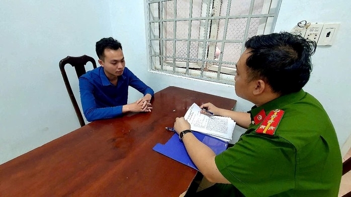 Bắt thanh niên 21 tuổi dẫn dụ người phụ nữ quay video khỏa thân rồi tống tiền nạn nhân