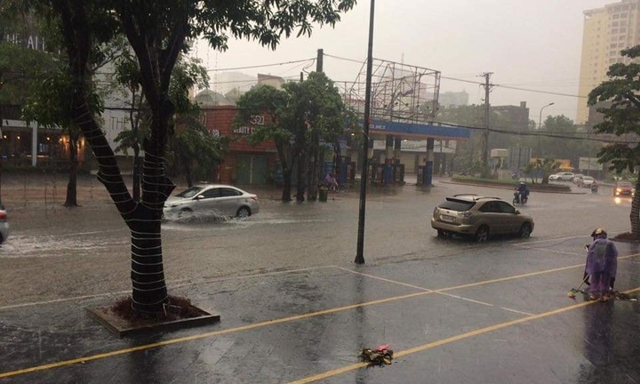 Tin tức dự báo thời tiết hôm nay (27/7): Tiếp diễn mưa dông tại Trung Bộ