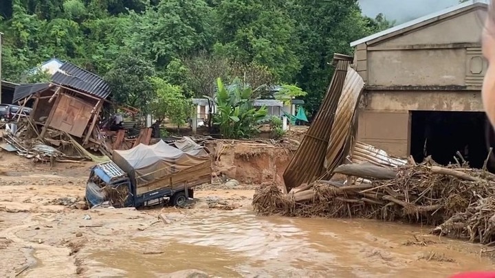 Thủ tướng yêu cầu tập trung khắc phục hậu quả lũ quét, sạt lở đất tại Sơn La