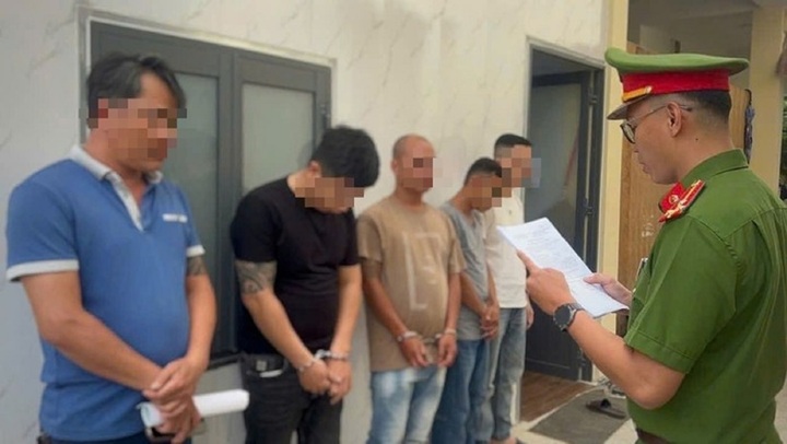 Tin pháp luật nổi bật 24h qua: 6 gã đàn ông làm 