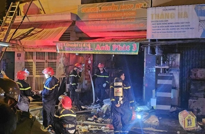 Cháy nhà ở Khánh Hòa, 4 mẹ con may mắn thoát nạn