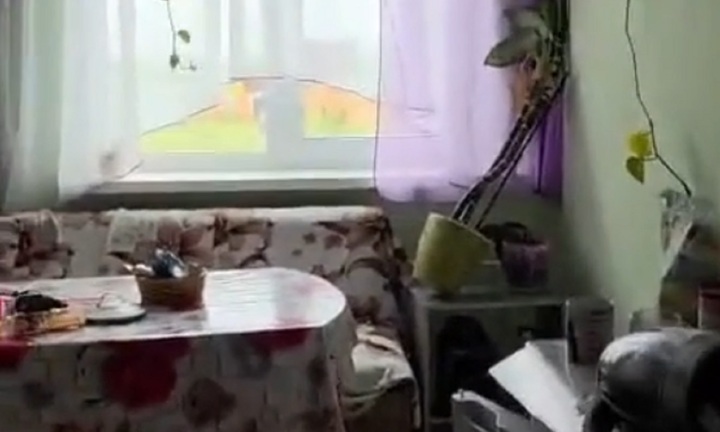 Clip: Cận cảnh nhà cửa, mặt đất rung chuyển trong trận động đất 8,7 độ Richter ngoài khơi Nga