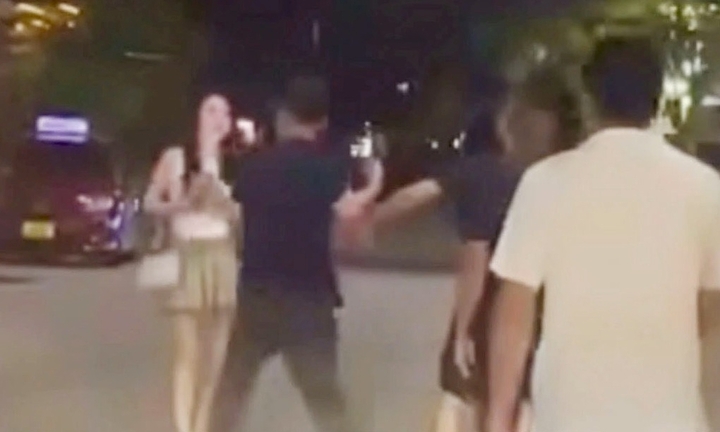 Xác minh vụ 3 phụ nữ bị nhóm người đàn ông hành hung trước quán karaoke ở Quảng Ninh