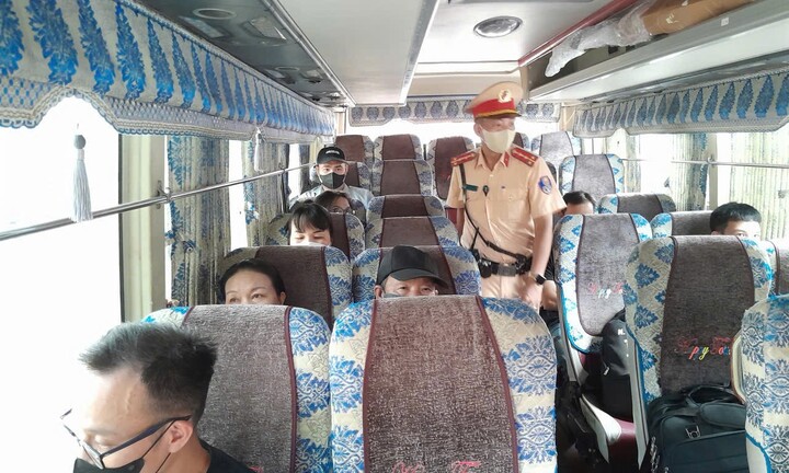 Tổng kiểm soát vận tải, xử lý triệt để các vi phạm an toàn giao thông tại các cửa ngõ Thủ đô