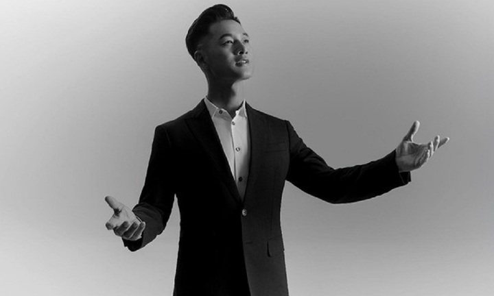 Ca sĩ Đức Tuấn làm mới siêu phẩm nhạc Việt trong đại nhạc hội tại T&T City Millennia