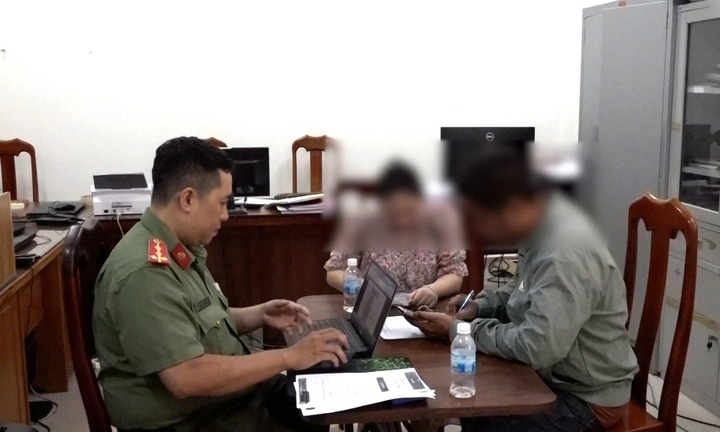 Công an giúp người đàn ông lấy lại 120 triệu đồng đã nộp vào tài khoản bọn lừa đảo